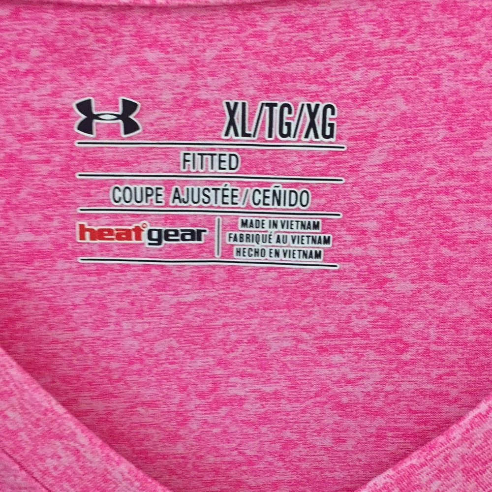 UNDER ARMOUR Sports Top - Picture 6 of 7